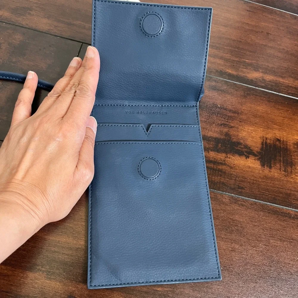 NEW Von Holzhausen Blue Vegan Leather Micro Bag Crossbody Phone and Card‎ Pouch